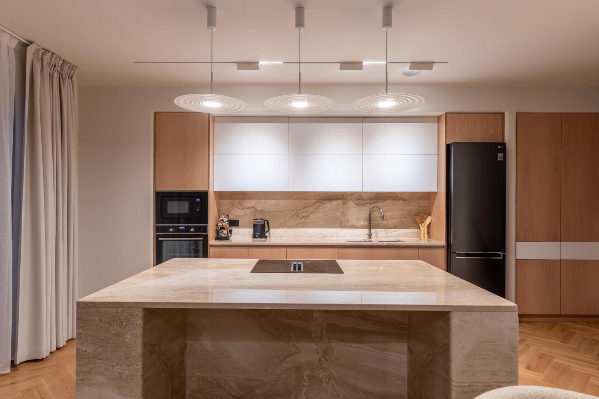 Vater Selected Apartments 티라나 외부 사진